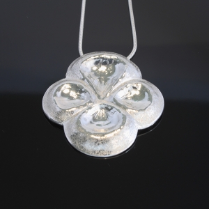 Pansy pendant Pansy pendant