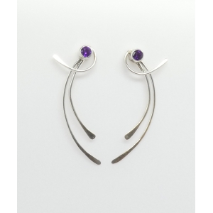 Curved Earstuds with Amethyst Curved Earstuds with Amethyst