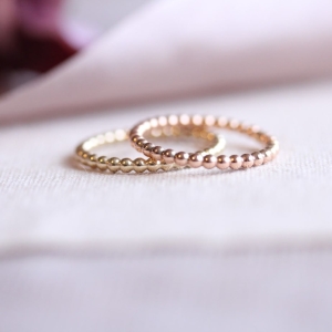 2mm 9ct Solid Gold Pearly Wire Ring 2mm 9ct Solid Gold Pearly Wire Ring