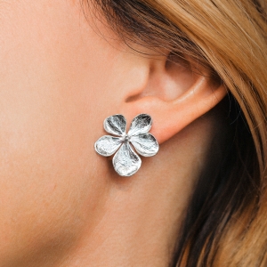 Hydrangea flower Earrings Hydrangea flower Earrings