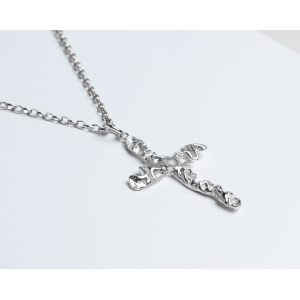 Sterling silver Crucifix with Quince texture. Sterling silver Crucifix with Quince texture.