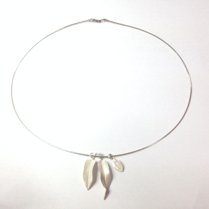 Frosted leaf necklet Frosted leaf necklet
