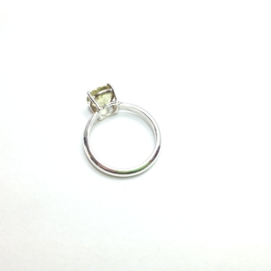 Lemon quartz claw ring Lemon quartz claw ring