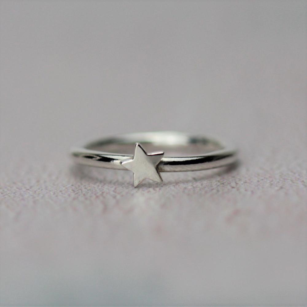 Lunar Silver Star Ring - 2mm